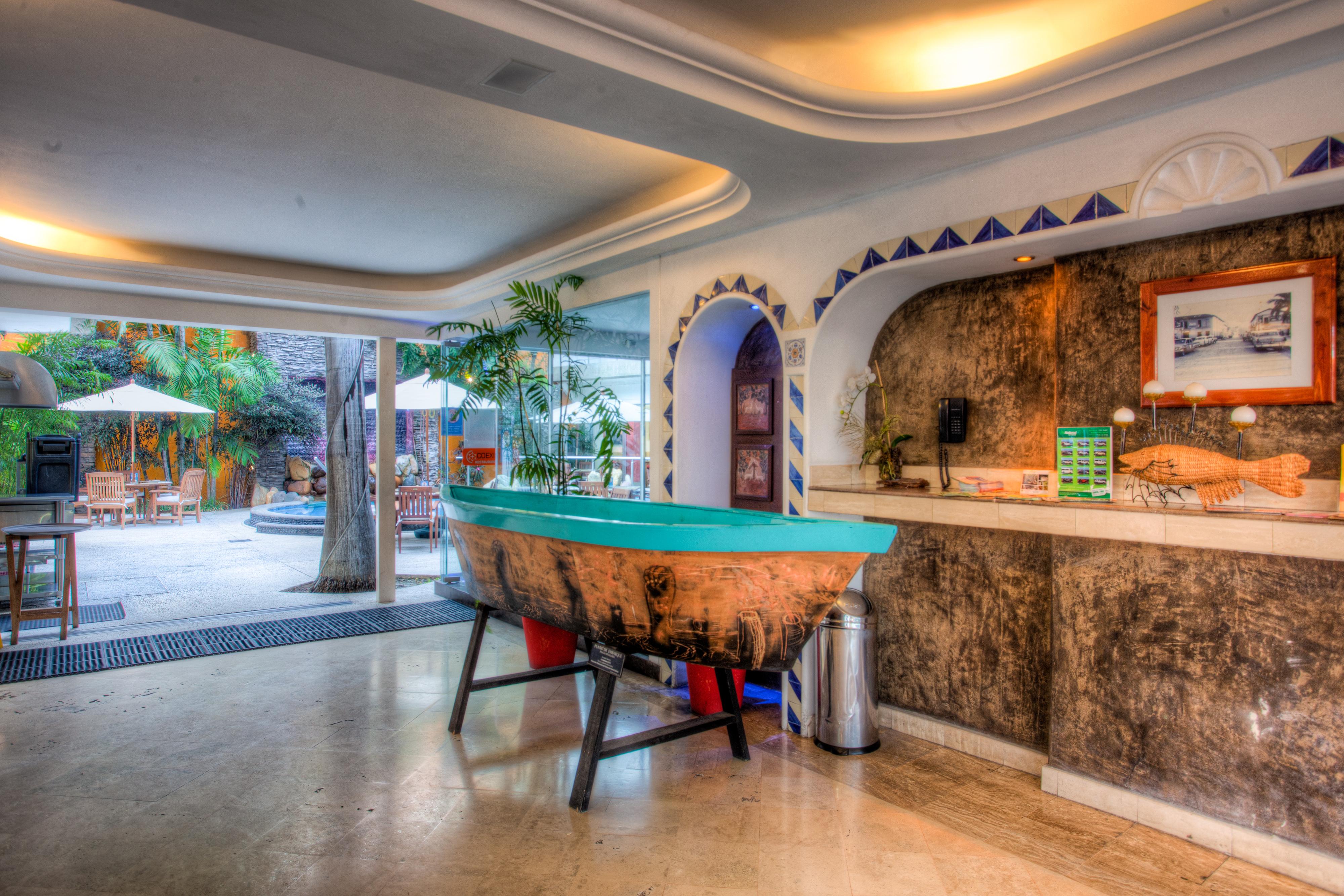 Hotel Rio Malecon Пуэрто-Вальярта Экстерьер фото