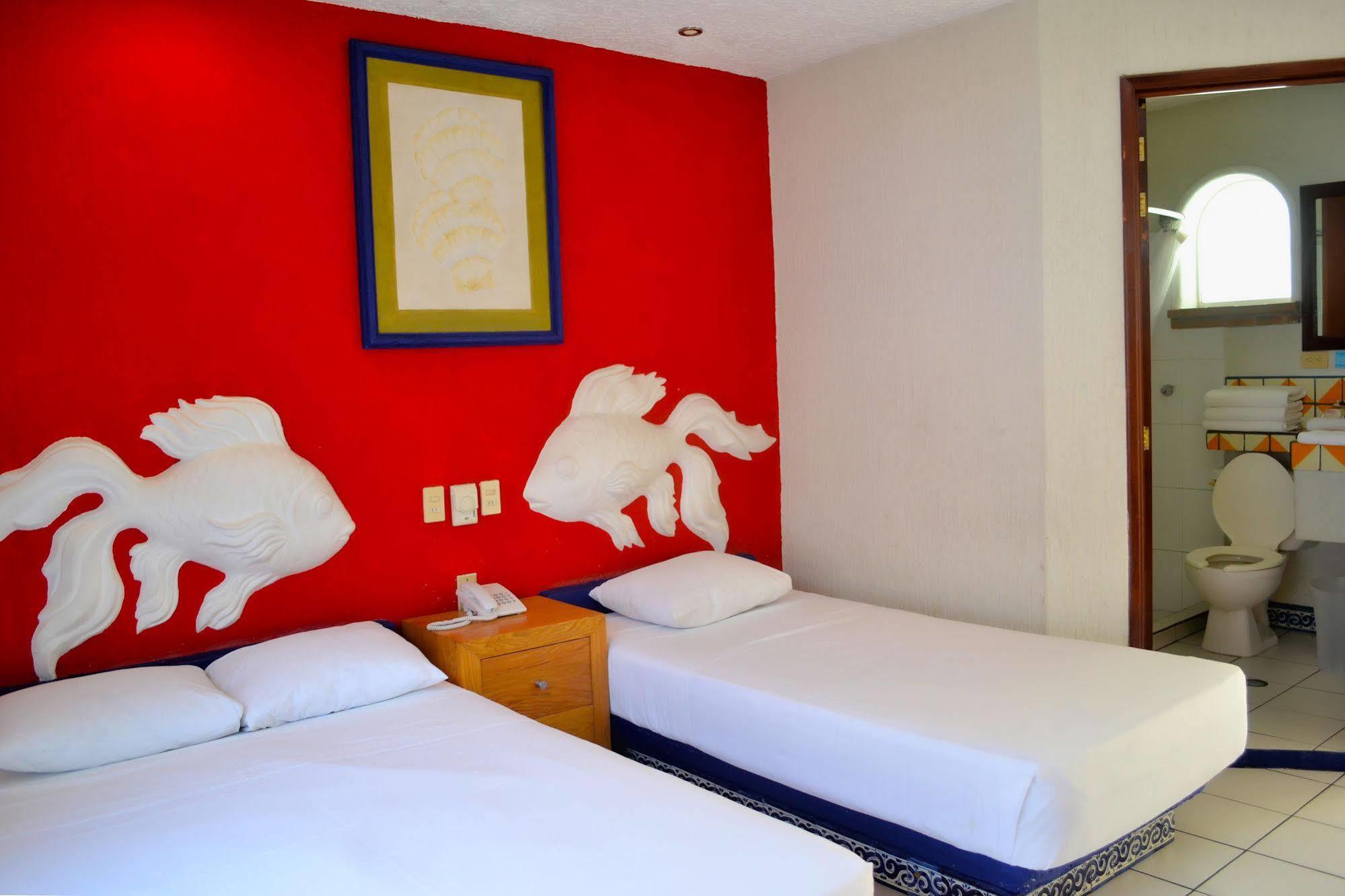 Hotel Rio Malecon Пуэрто-Вальярта Экстерьер фото